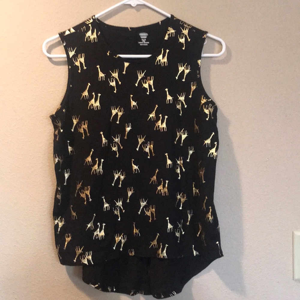 Black old navy tank top